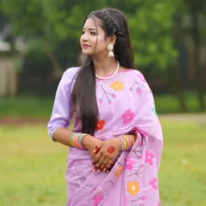 ল্যাভেন্ডার ফ্লোরাল আর্টিস্ট্রি শাড়ি