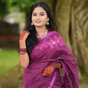 রয়্যাল ওয়াইন ফ্লোরাল এমব্রয়ডারি শাড়ি